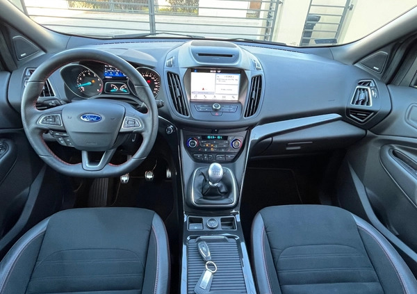 Ford Kuga cena 86900 przebieg: 46000, rok produkcji 2019 z Lubartów małe 596